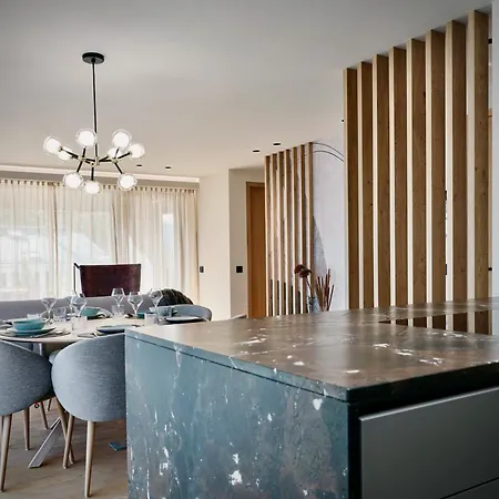 Haus Am Lift - Penthouse - Top4 - Summercard Included - Ski-in Ski-out - 6p Daire *