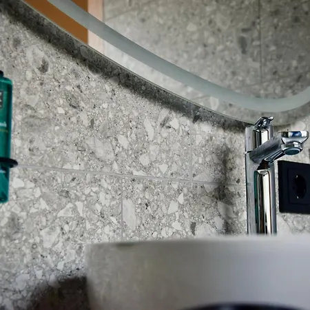 Haus Am Lift - Summercard Included - Ski-in Ski-out Apartment Zell am See