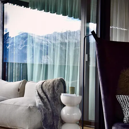 Daire Haus Am Lift - Penthouse - Top4 - Summercard Included - Ski-in Ski-out - 6p Zell am See