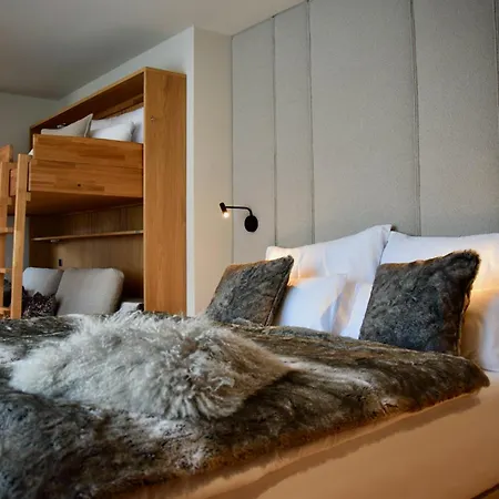 Haus Am Lift - Summercard Included - Ski-in Ski-out Apartment