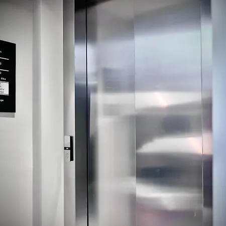 Haus Am Lift - Penthouse - Top4 - Summercard Included - Ski-in Ski-out - 6p * Zell am See