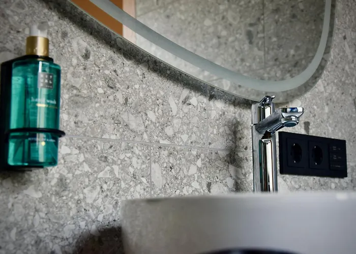 Haus Am Lift - Penthouse - Top4 - Summercard Included - Ski-in Ski-out - 6p Apartment Zell am See