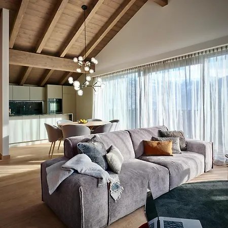 Haus Am Lift - Penthouse - Top4 - Summercard Included - Ski-in Ski-out - 6p * زيل أم سي